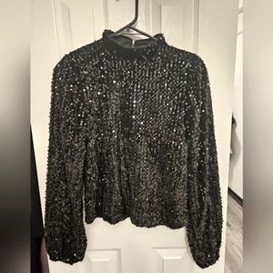 Sequence Semi Turtle Neck